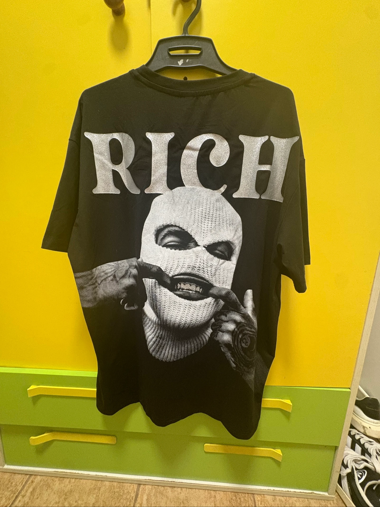 T-shirt Black “RICH” Pasamontañas / Balaclava Graphic - Taille [M] - Streetwear / Oversize